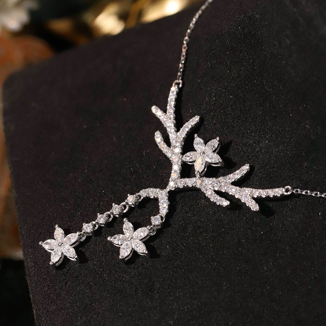 14k Gold 1.4 Ct Natural H Diamond Necklace - 2