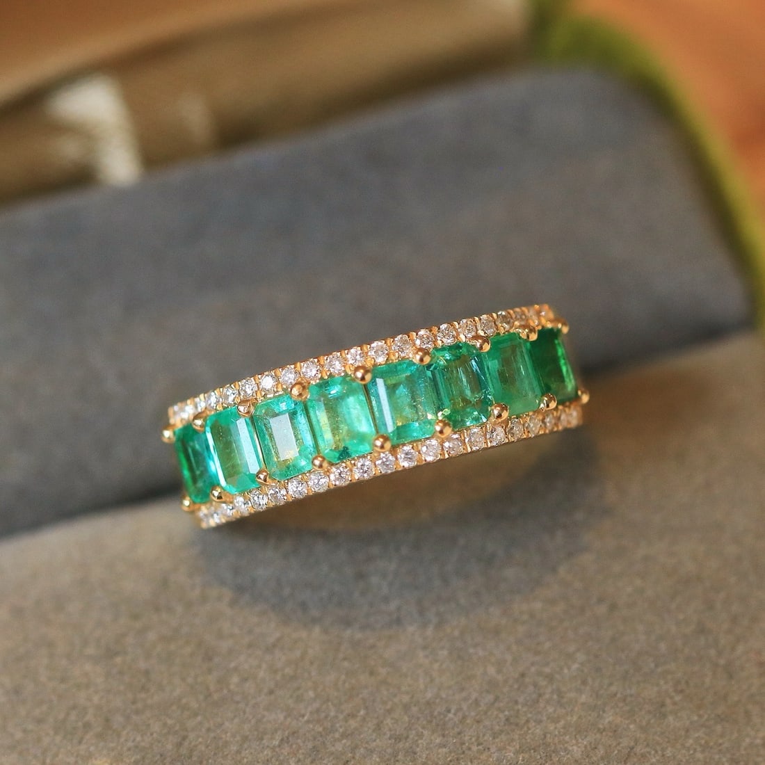14k Gold 2.04 Ctw Natural Emerald & Diamond Ring - 3