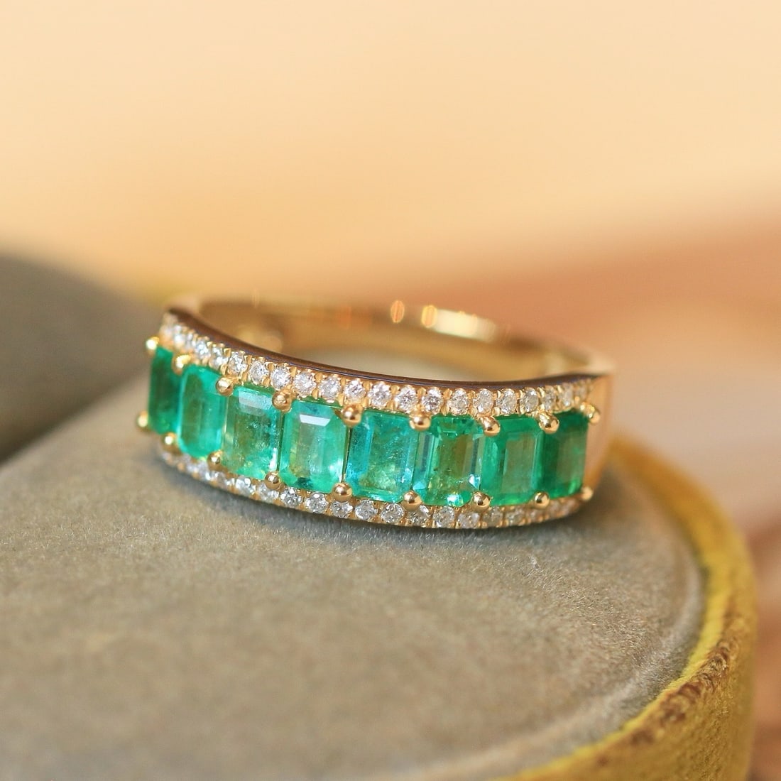 14k Gold 2.04 Ctw Natural Emerald & Diamond Ring - 4