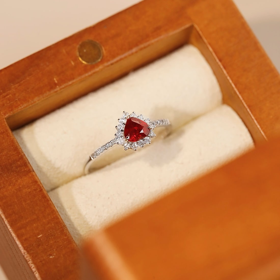 14k Gold 0.80 Ctw Vivid Red Natural Ruby & Diamond Ring - 6