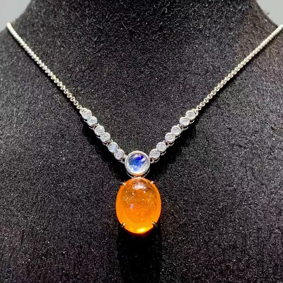 14k Gold 6.2 Ct Natural Spessartine & Diamond Necklace - 3
