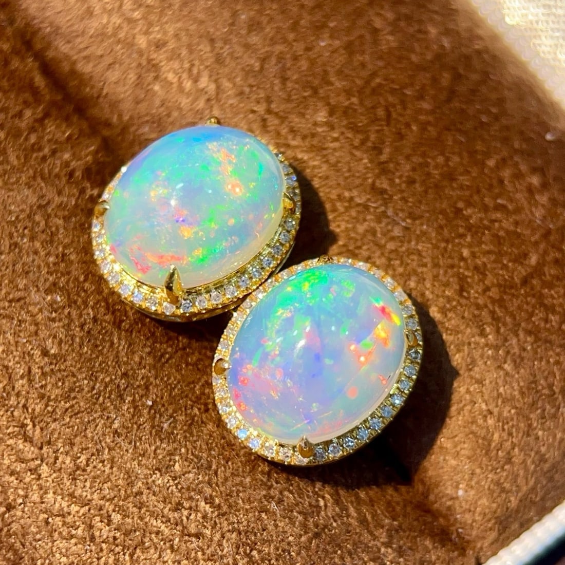 14k Gold 5.03 Ctw Natural Opal & Diamond Earrings - 3