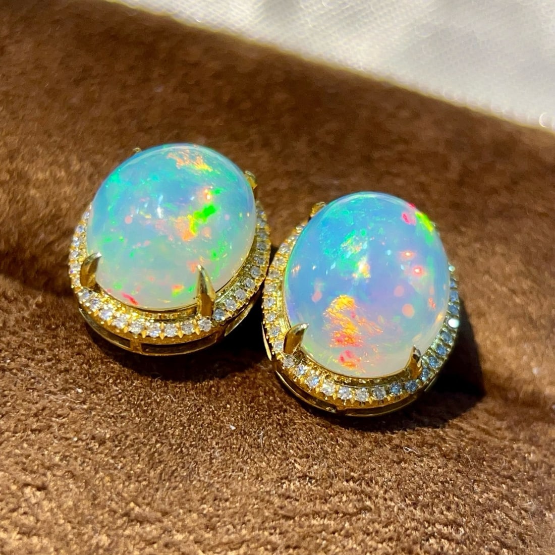 14k Gold 5.03 Ctw Natural Opal & Diamond Earrings - 4