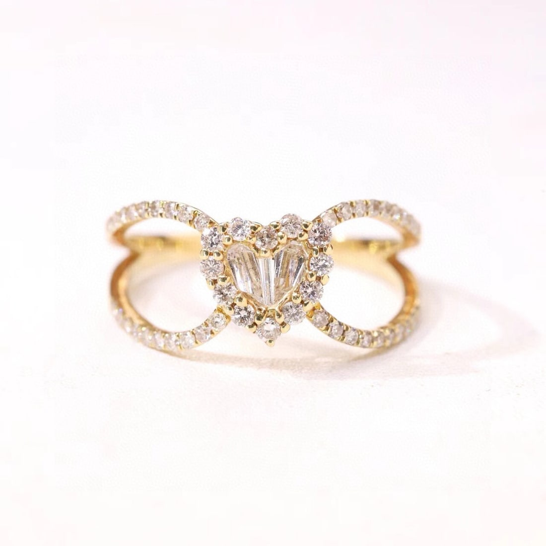 14k Gold 0.6 Ct Natural H Diamond Ring - 2