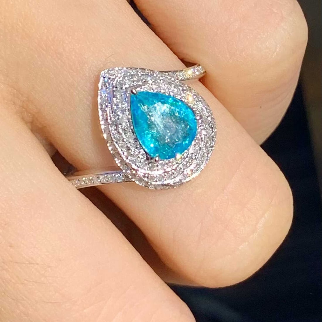 14k Gold 1.05 Ct Natural Paraiba Tourmaline & Diamond Ring - 3