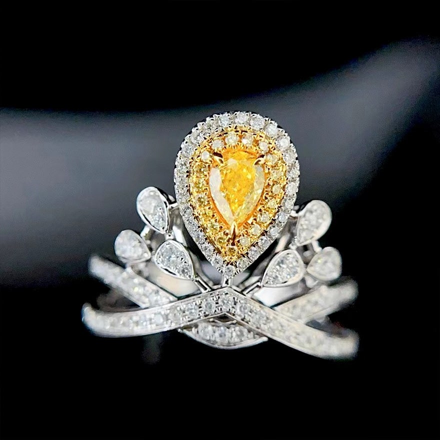 14k Gold 0.90 Ctw Natural Yellow Diamond & Diamond Ring - 4
