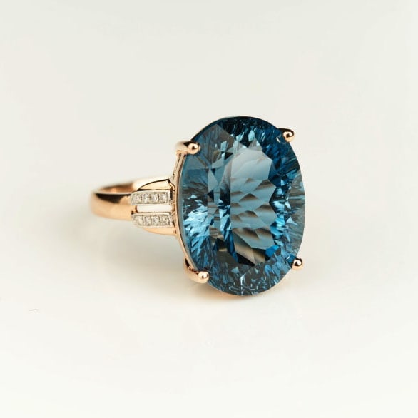 14k Gold 16.52 Ct Natural Topaz & Diamond Ring - 7