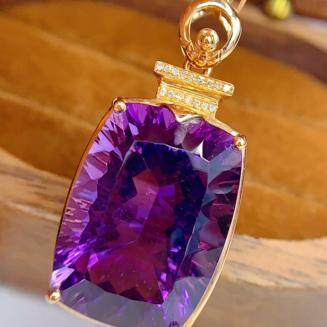 14k Gold 23.6 Ct Natural Amethyst & Diamond Pendant( Without Chain ) - 4