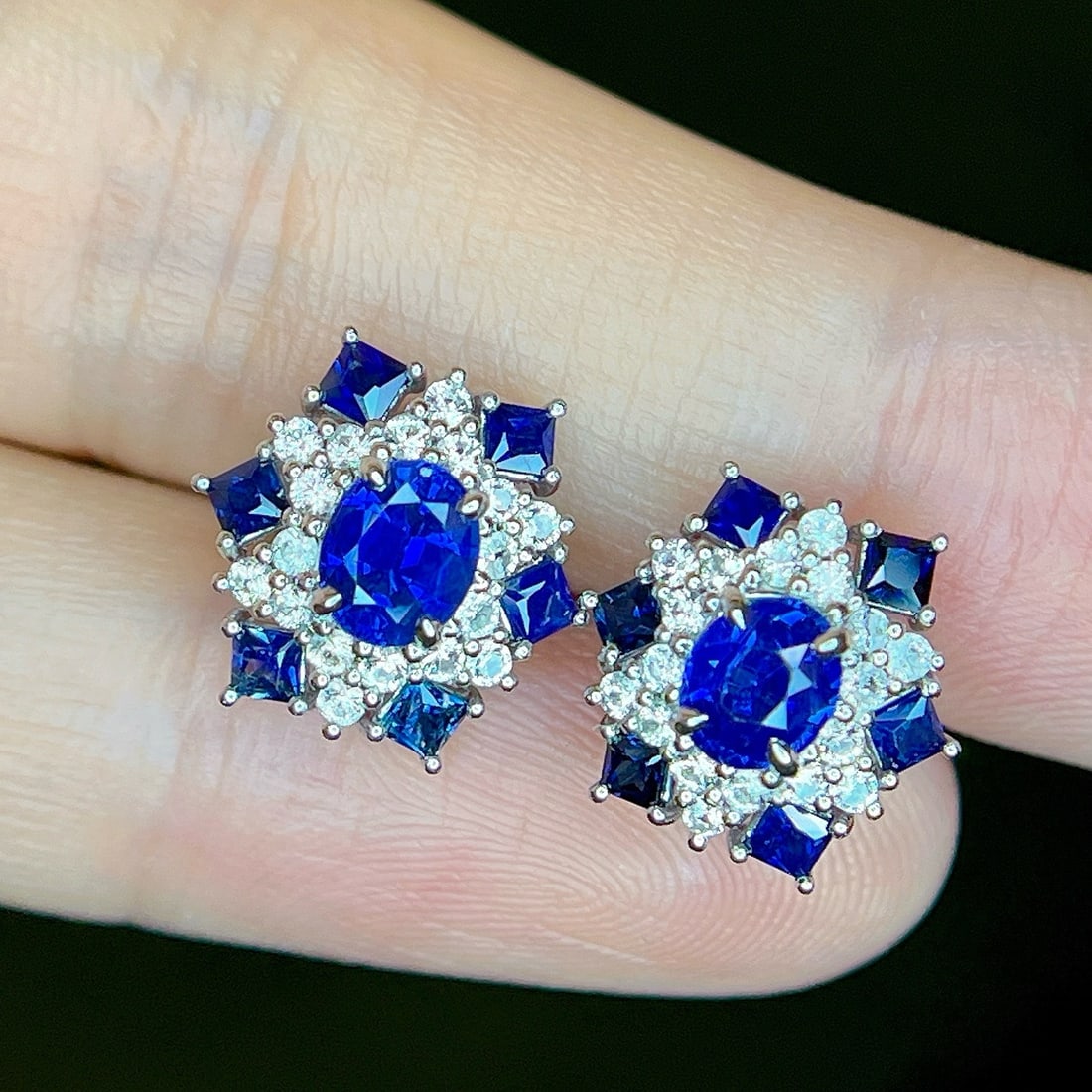 14k Gold 2.25 Ctw Natural Sapphire & Sapphire Earrings - 3