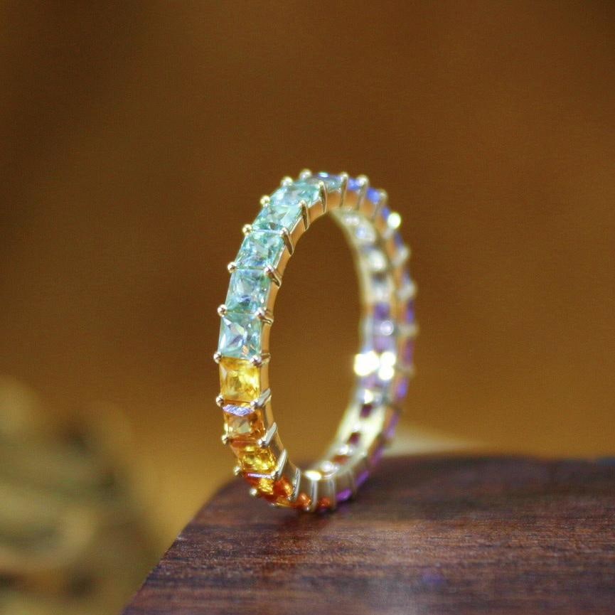 14k Gold 2.82 Ct Natural Sapphire Ring: Ref:231182135 // gold content:14k gold // ring size:7. 25us // // main gemstone:sapphire // shape:princess // carat weight:2. 82ct // color:color // treatment:natural // Condition: New Low Estimate: