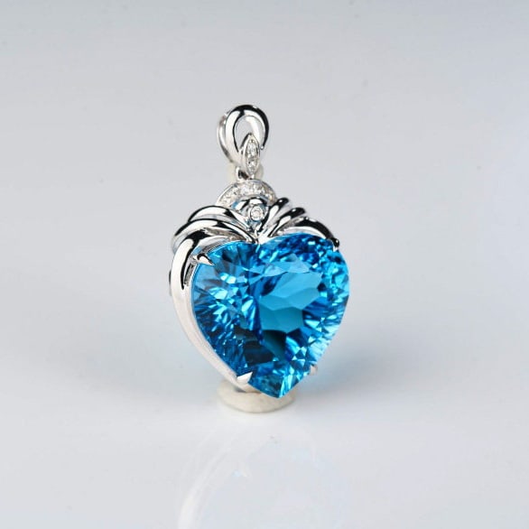 14k Gold 16.8 Ct Natural Topaz & Diamond Pendant( Without Chain ) - 7