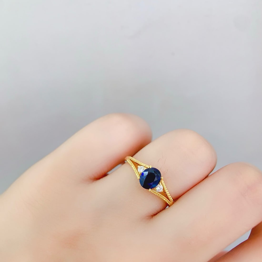 14k Gold 0.8 Ct Natural Sapphire & Diamond Ring - 5