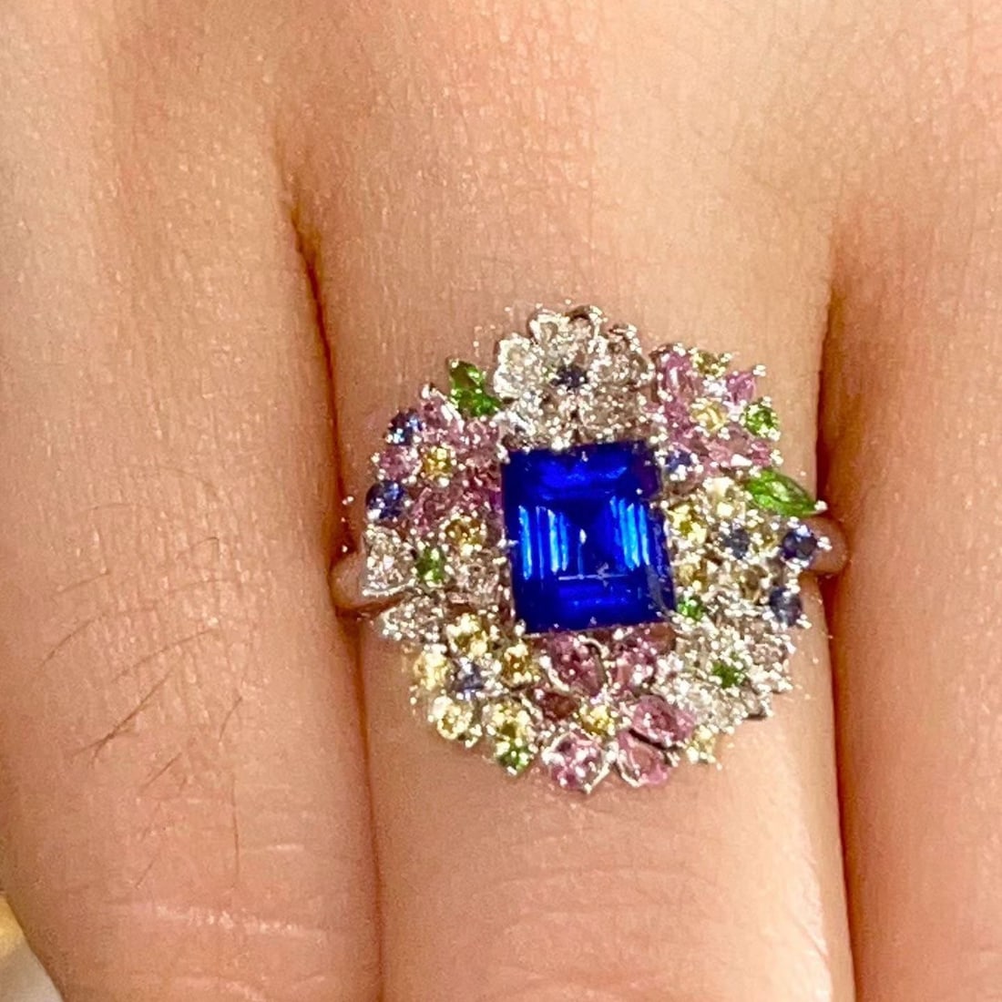 14k Gold 1.6 Ct Natural Sapphire & Diamond & Coloured Gemstone Ring - 5