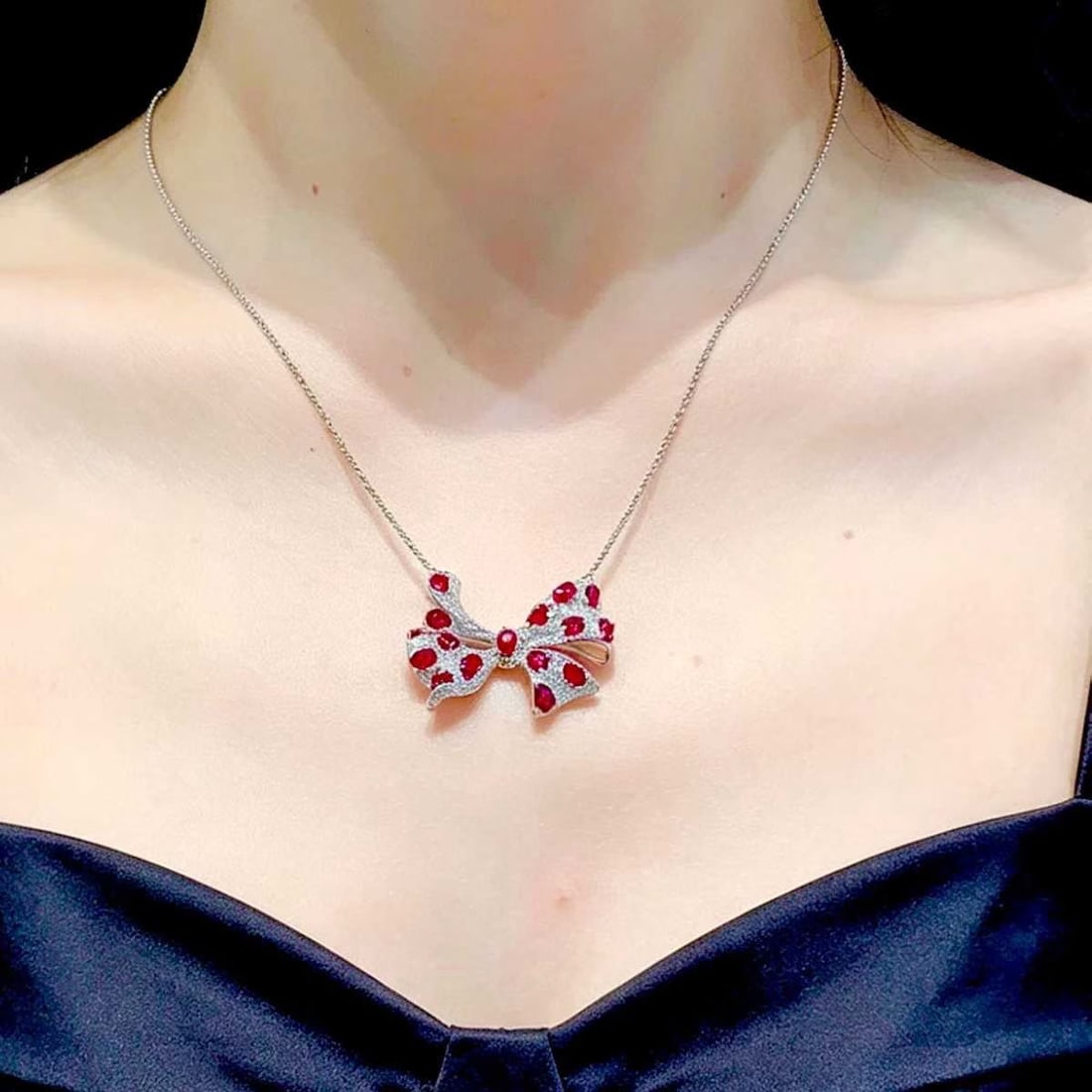 14k Gold 2.8 Ct Natural Ruby & Diamond Necklace - 3