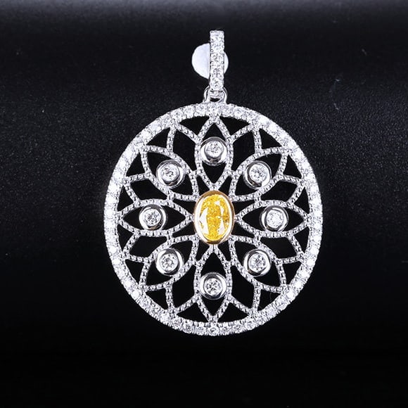 14k Gold 0.73 Ctw Natural Yellow Diamond & Diamond Pendant( Without Chain ): Ref:231182225 // gold content:14k gold // main gemstone:yellow diamond // shape:oval // carat weight:0. 24ct // color:yellow // treatment:natural // // adjacent gemstone 2 : diamond // shape:round //