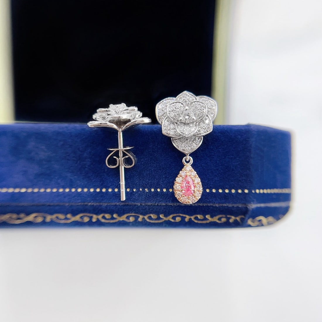 14k Gold 0.66 Ctw Natural Pink Diamond & Diamond & Flowers Earrings - 4