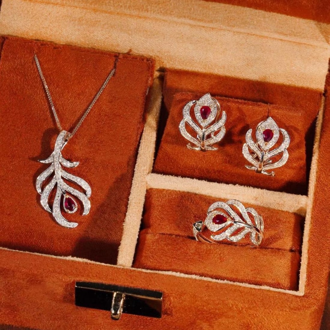 14k Gold 2.2 Ct Natural Ruby & Diamond Jewelry Set: Ref:231182239 // gold content:14k gold // ring size:7. 25us // // pendant(without chain) // main gemstone:ruby & diamond // shape:pear & round // carat weight:0. 6ct // color:red & white // treatment: