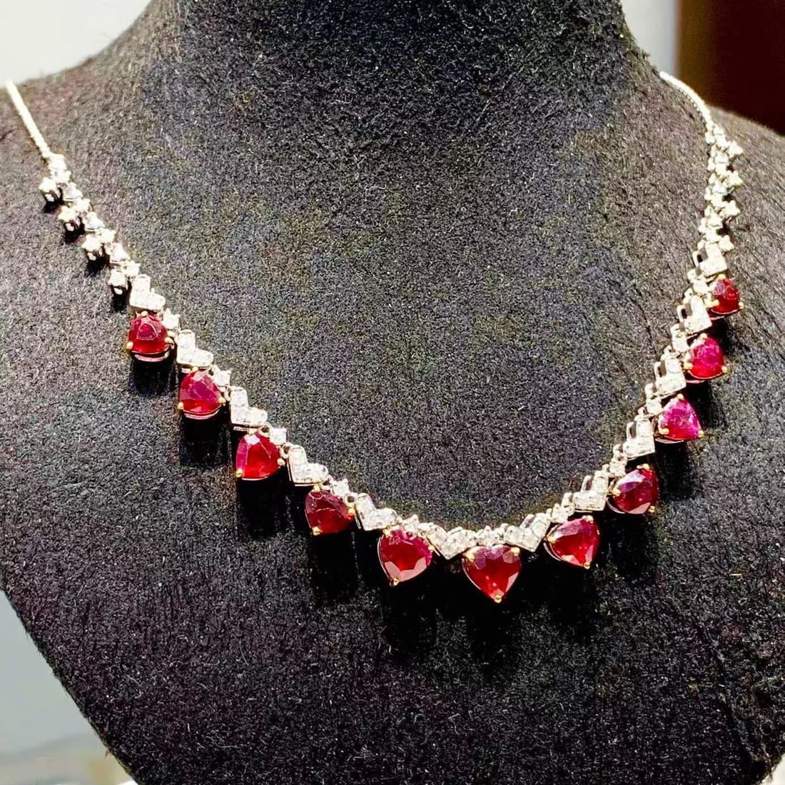 14k Gold 4.5 Ct Natural Ruby & Diamond Necklace - 5