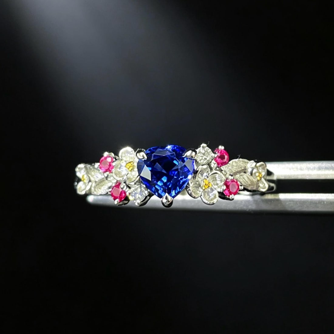 14k Gold 0.60 Ctw Natural Sapphire & Diamond Ring: Ref:231182258 // gold content:14k gold // ring size:7. 25us // // main gemstone:sapphire // shape:heart // carat weight:0. 57ct // color:blue // treatment:natural // // adjacent gemstone 2 : diamond