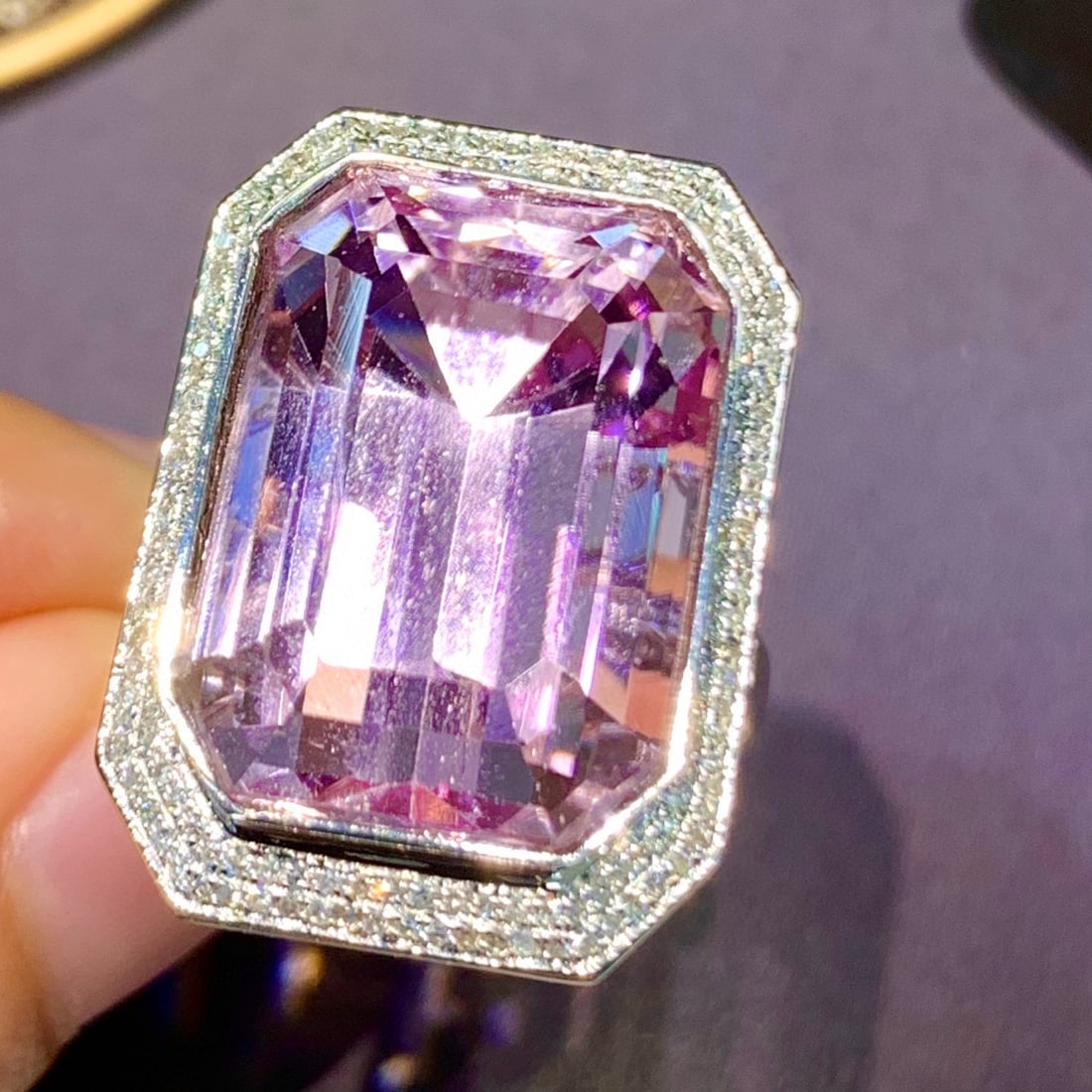 14k Gold 25.6 Ct Natural Kunzite & Diamond Ring - 4
