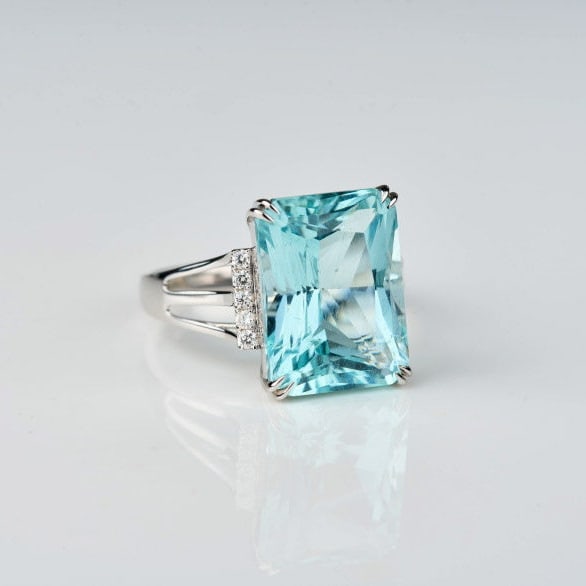 14k Gold 8.15 Ct Natural Aquamarine & Diamond Ring - 7