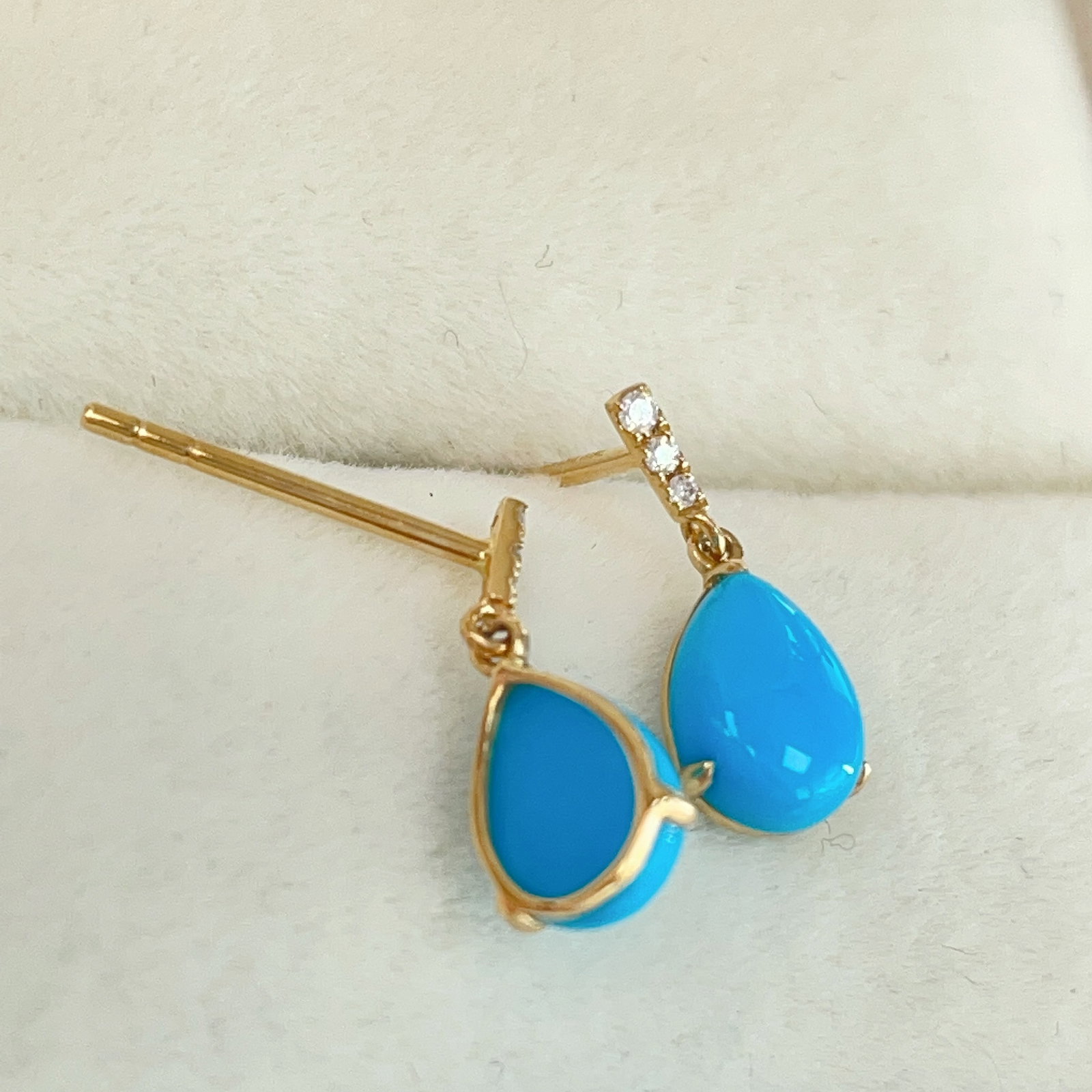 14k Gold 1.54 Ctw Natural Blue Turquoise & Diamond Earrings - 4