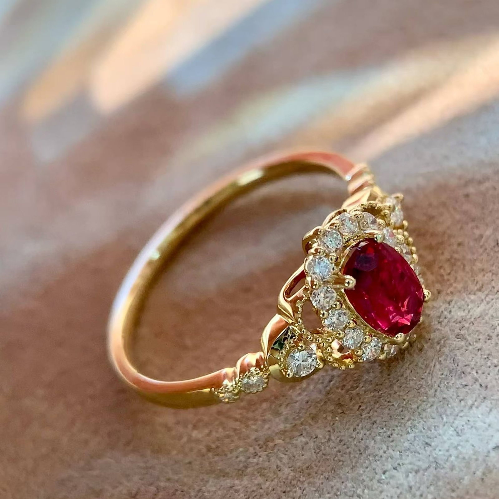 14k Gold 0.97 Ctw Natural Ruby & Diamond Ring - 5