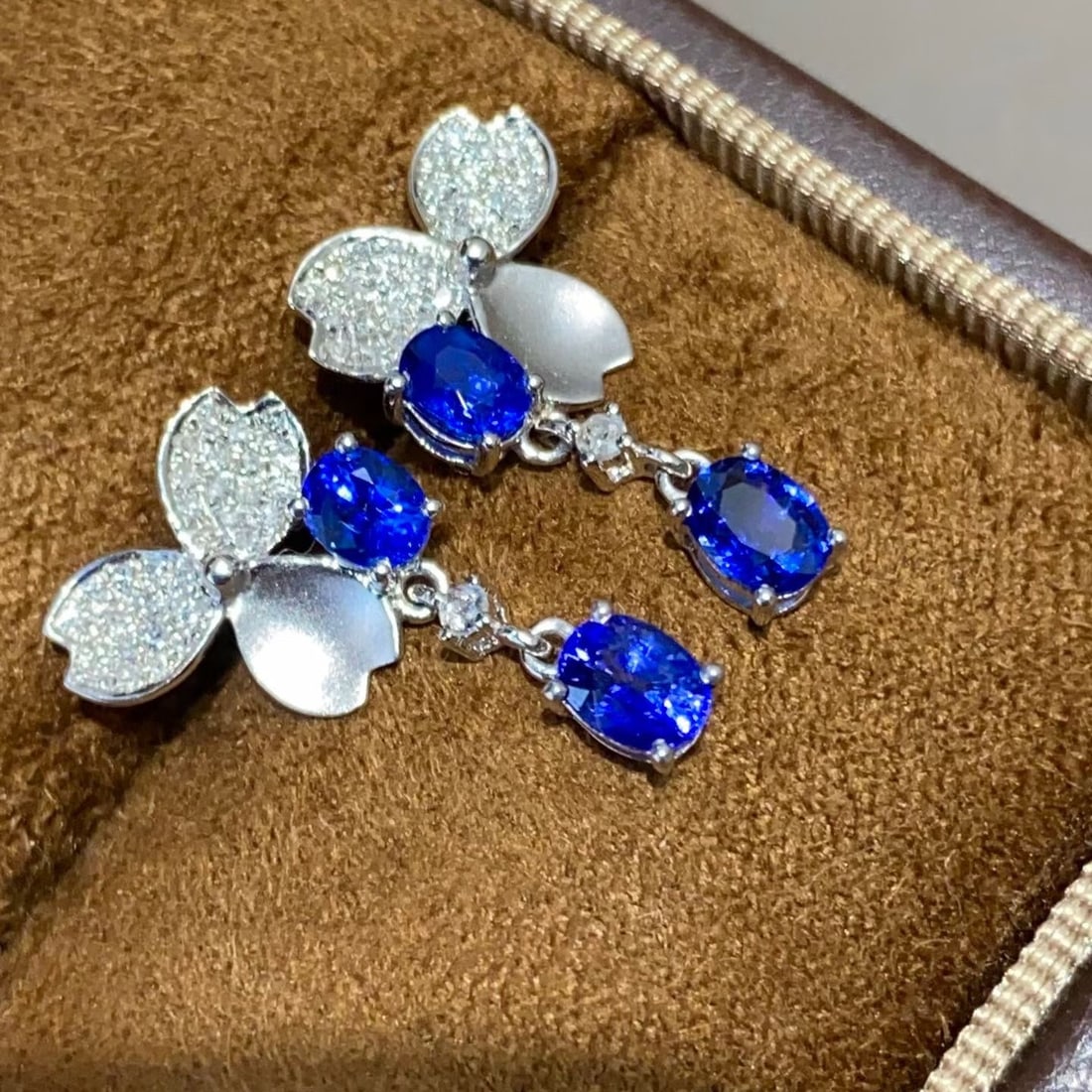 14k Gold 1.3 Ct Natural Sapphire & Diamond Earrings - 3