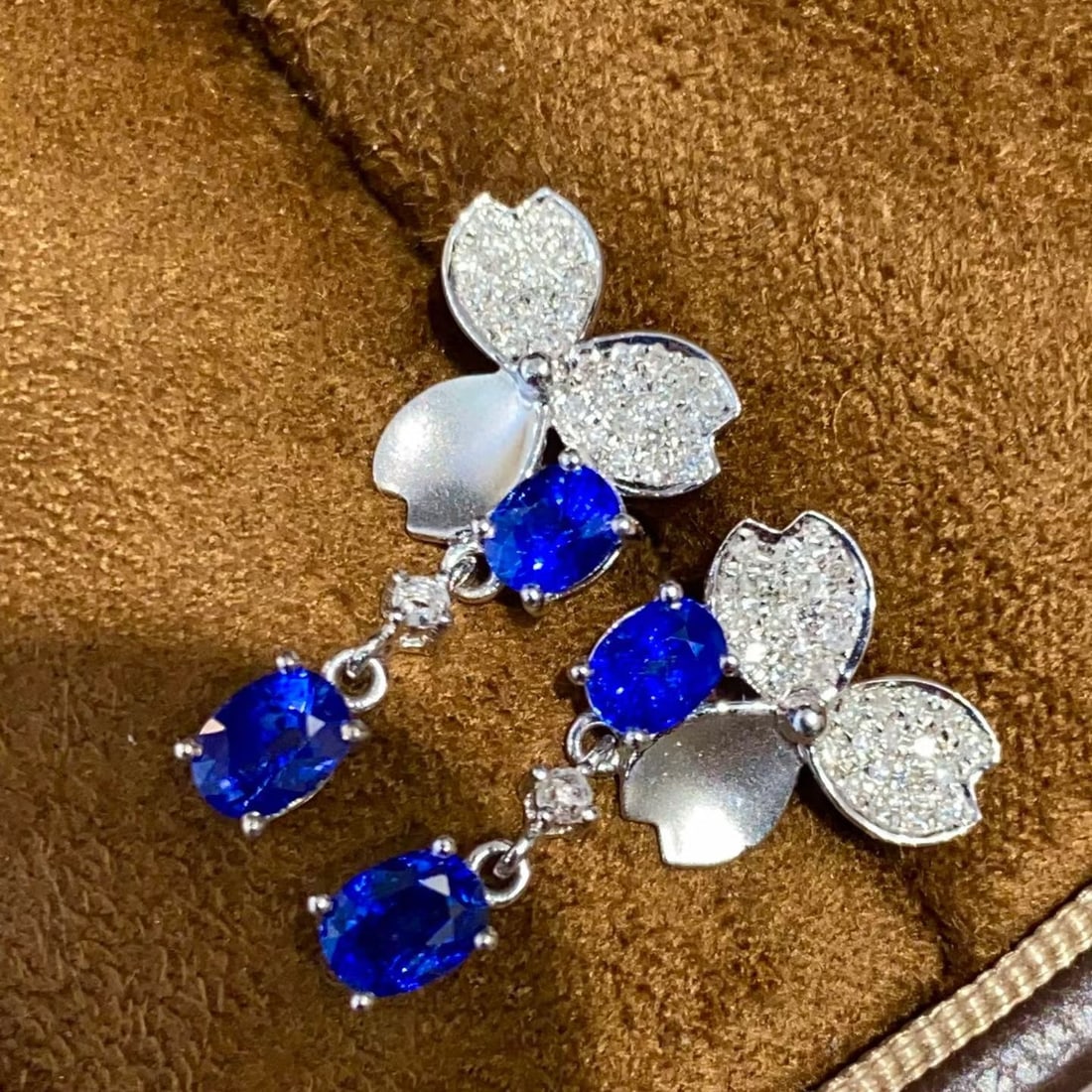14k Gold 1.3 Ct Natural Sapphire & Diamond Earrings - 5