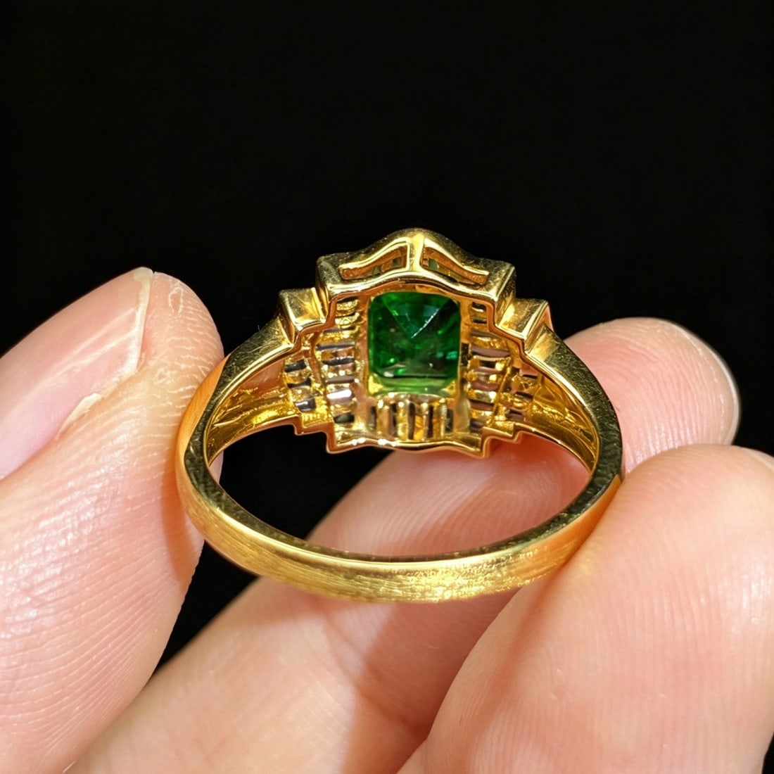 14k Gold 1.95 Ctw Natural Emerald & Sapphire Ring - 4