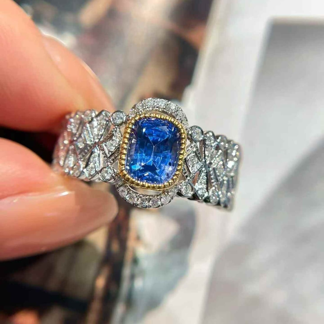 14k Gold 1.10 Ct Natural Sapphire & Diamond Ring - 2
