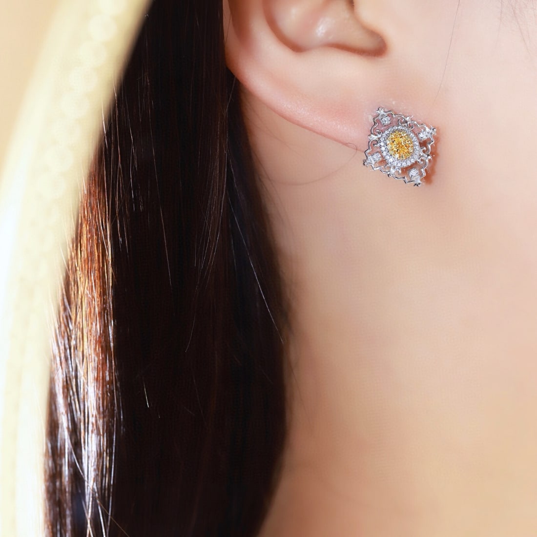 14k Gold 0.40 Ctw Natural Yellow Diamond & Diamond Earrings - 3