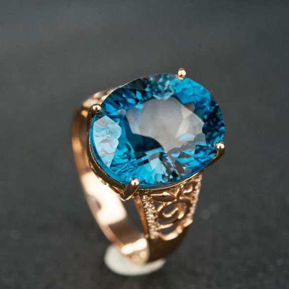 14k Gold 14.55 Ct Natural Topaz & Diamond Ring - 7