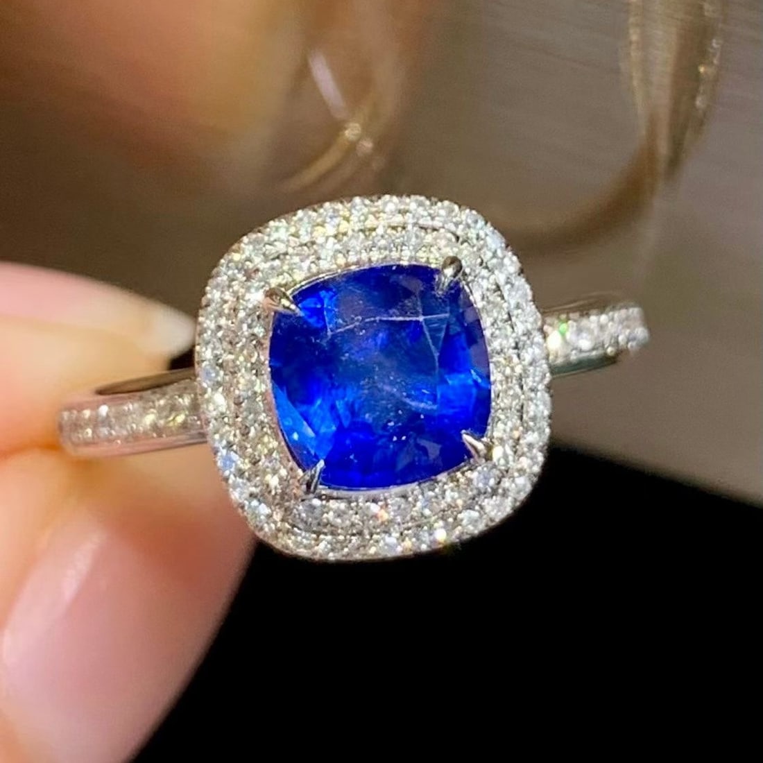 14k Gold 1.5 Ct Natural Sapphire & Diamond Ring - 3