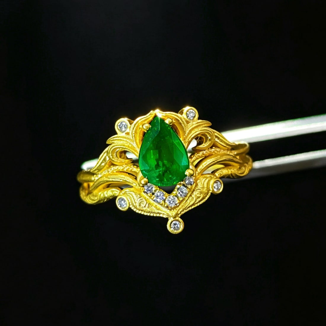 14k Gold 0.58 Ctw Vivid Green Natural Emerald & Diamond Ring - 3