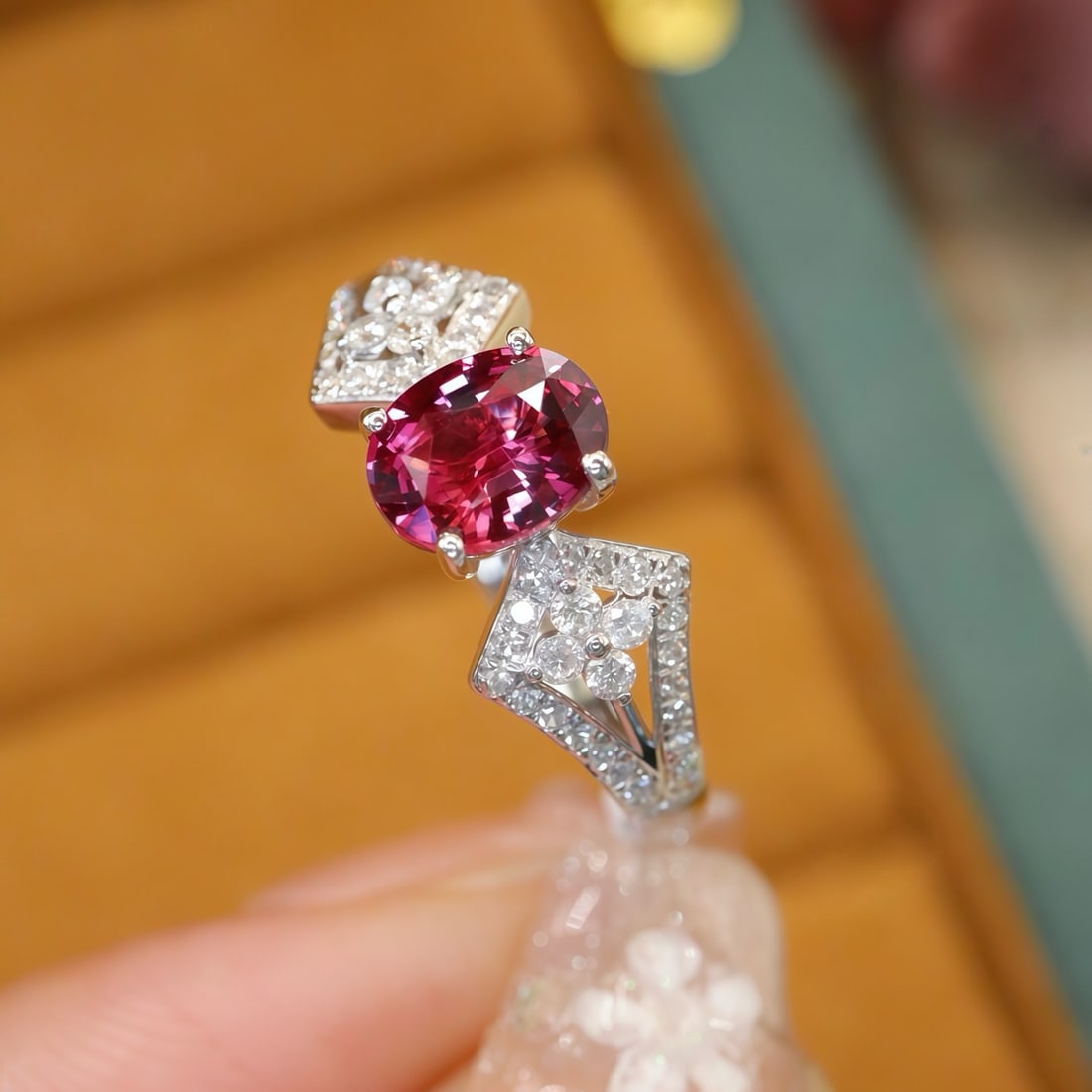14k Gold 1.29 Ctw Vivid Pink Natural Sapphire & Diamond Ring - 2