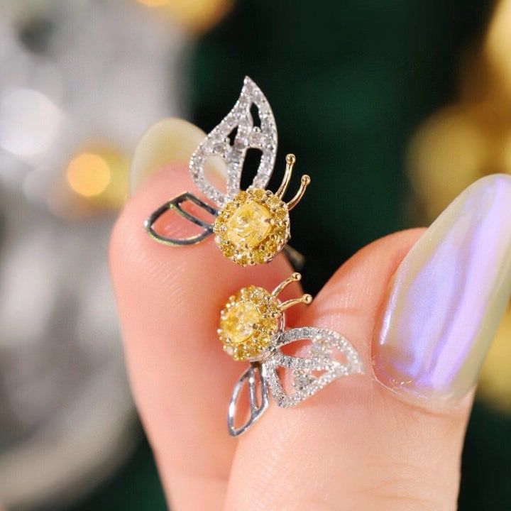 14k Gold 0.70 Ctw Natural Yellow Diamond & Diamond & Butterfly Earrings - 2