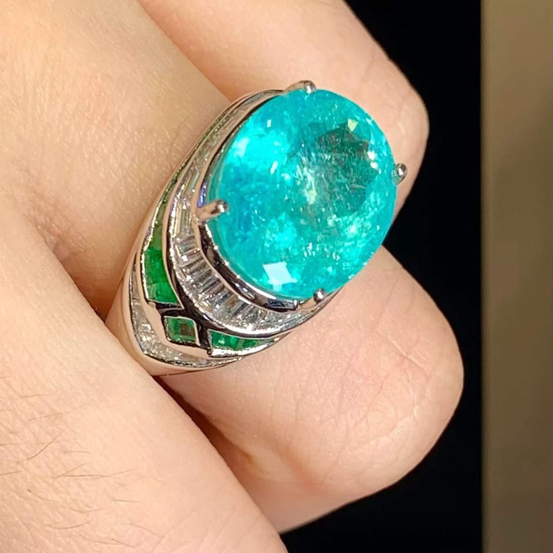 14k Gold 6.88 Ct Natural Paraiba Tourmaline & Diamond & Emerald Ring - 5