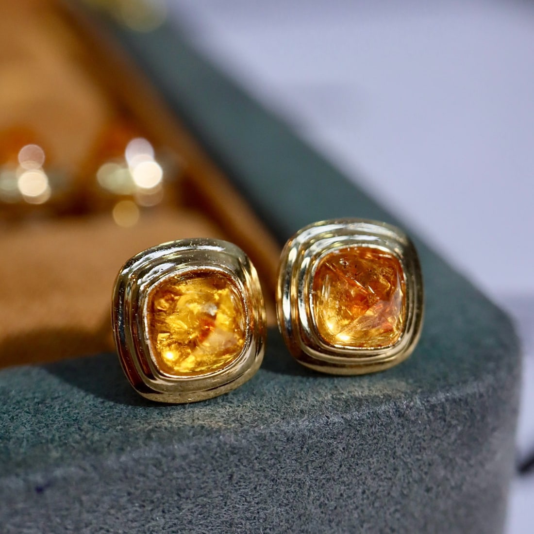 14k Gold 2.5 Ct Natural Spessartine Earrings - 2