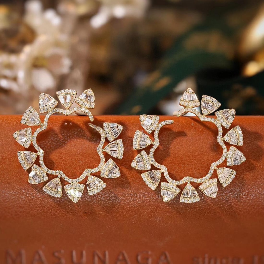 14k Gold 1.2 Ct Natural H Diamond Earrings: Ref:231182411 // gold content:14k gold // main gemstone:diamond // shape:multiple // carat weight:1. 2ct // clarity grade:vs-si // color:h // treatment:natural // Condition: New Low Estimate: 4400.00