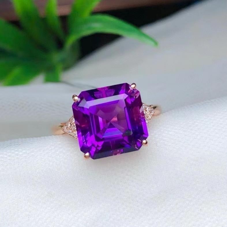 14k Gold 4.85 Ct Natural Amethyst & Diamond Ring: Ref:231182440 // gold content:14k gold // ring size:7. 25us // // main gemstone:amethyst // shape:octagonal // carat weight:4. 85ct // color:purple // treatment:natural // // adjacent gemstone 2 :