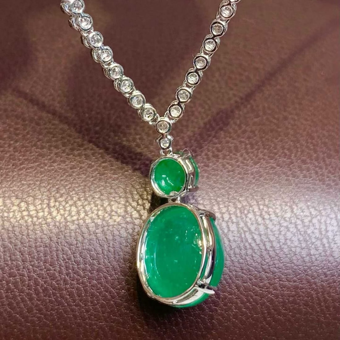 14k Gold 5.8 Ct Natural Emerald & Diamond Necklace - 5