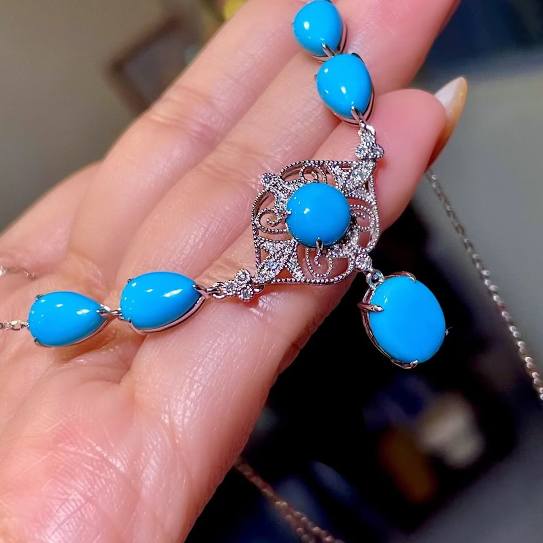 14k Gold 8.87 Ctw Natural Blue Turquoise & Diamond Necklace - 3
