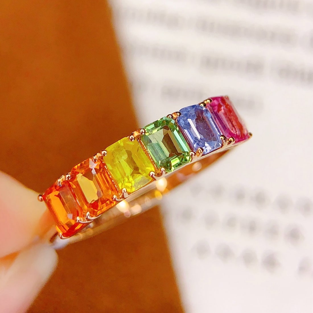 14k Gold 1.6 Ct Natural Sapphire Ring - 6