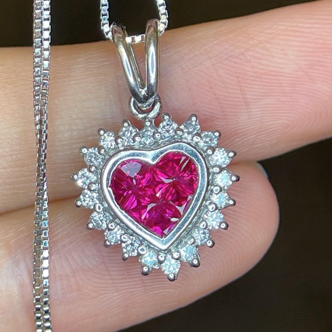 14k Gold 1.15 Ctw Natural Ruby & Diamond Pendant( Without Chain ): Ref:231183069 // gold content:14k gold // main gemstone:ruby // shape:princess // carat weight:0. 80ct // color:red // treatment:natural // // adjacent gemstone 2 : diamond // shape:round // carat