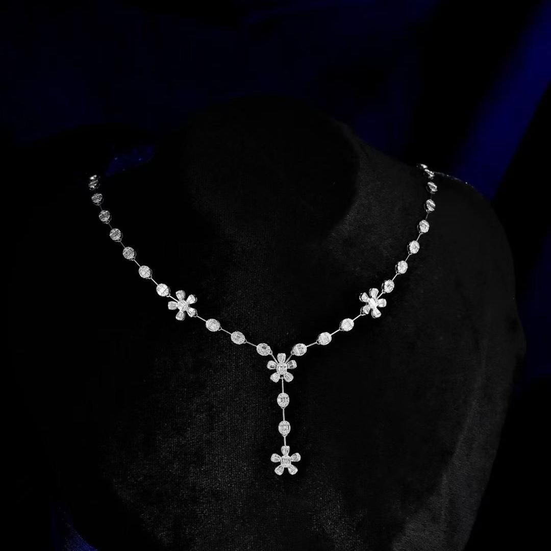 14k Gold 2.1 Ct Natural H Diamond Necklace: Ref:231183079 // gold content:14k gold // main gemstone:diamond // shape:multiple // carat weight:2. 1ct // clarity grade:vs-si // color:h // treatment:natural // Condition: New Low Estimate: 8600.00