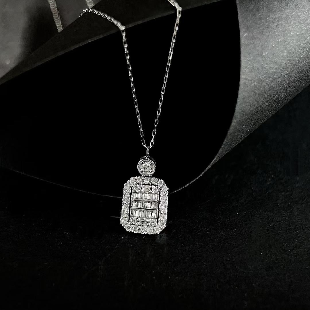 14k Gold 0.5 Ct Natural H Diamond Necklace: Ref:231183083 // gold content:14k gold // main gemstone:diamond // shape:multiple // carat weight:0. 5ct // clarity grade:vs-si // color:h // treatment:natural // Condition: New Low Estimate: 1800.00