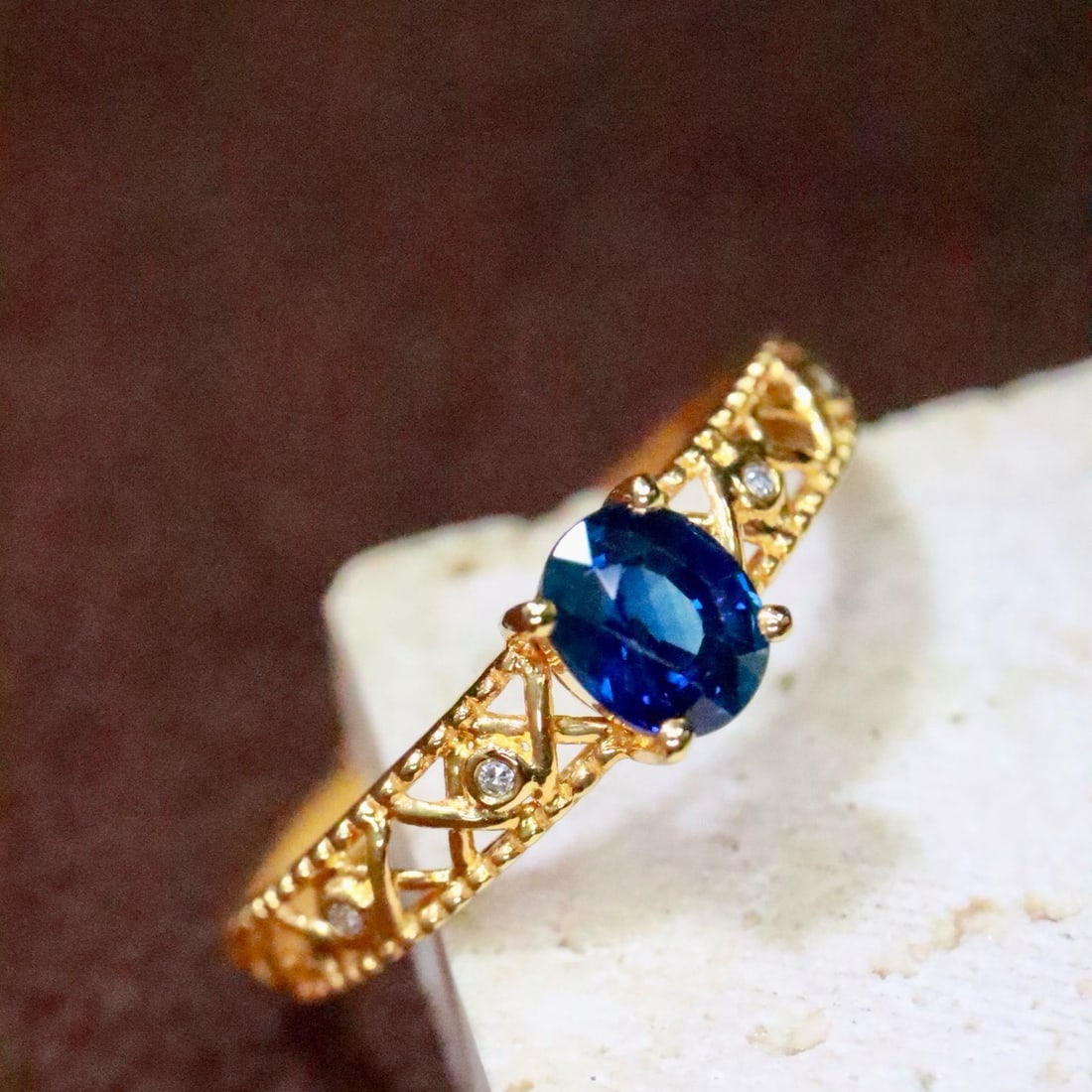 14k Gold 0.57 Ctw Natural Sapphire & Diamond Ring - 6