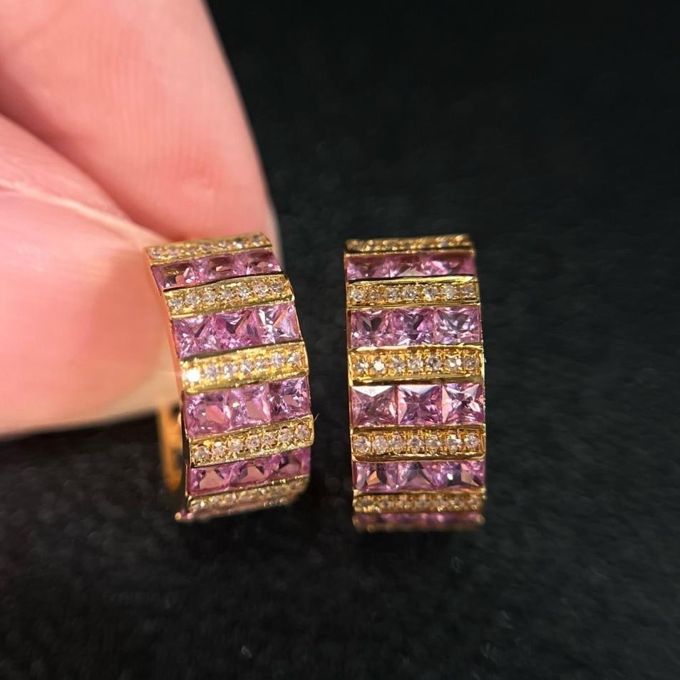 14k Gold 3.10 Ct Natural Sapphire & Diamond Earrings: Ref:231183104 // gold content:14k gold // main gemstone:sapphire // shape:princess // carat weight:3. 10ct // color:pink // treatment:natural // // adjacent gemstone 2 : diamond // number of