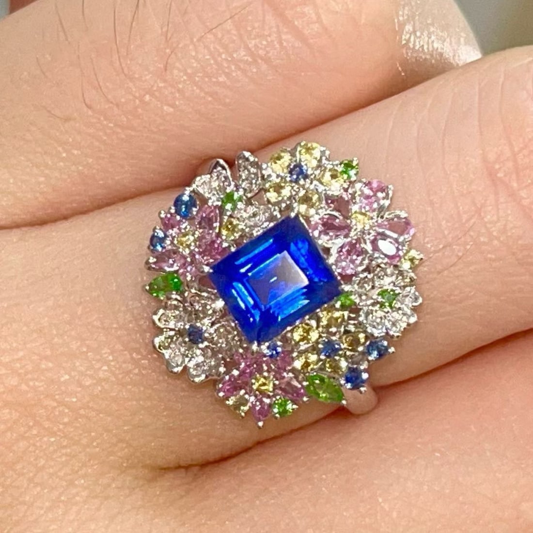 14k Gold 1.6 Ct Natural Sapphire & Diamond Ring - 2